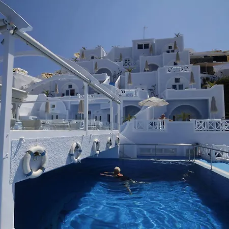 Kafieris Blue Hotel