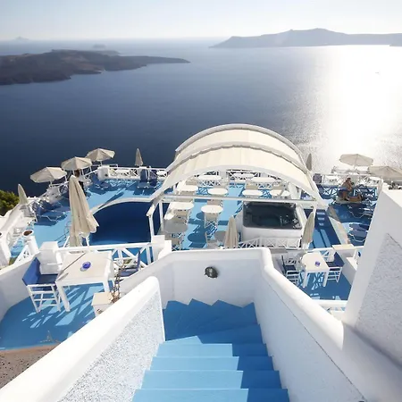 Kafieris Blue Hotel
